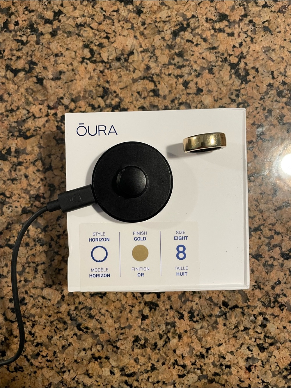 Oura Gold Horizon Smart Ring with Charging Dock